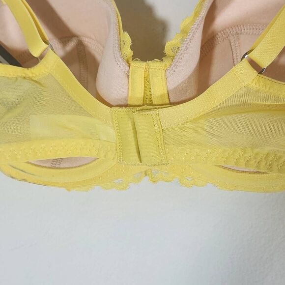 Frederick's of Hollywood Butter Yellow Balconette Bra Size 32D NWT Lingerie Show - Picture 6 of 14